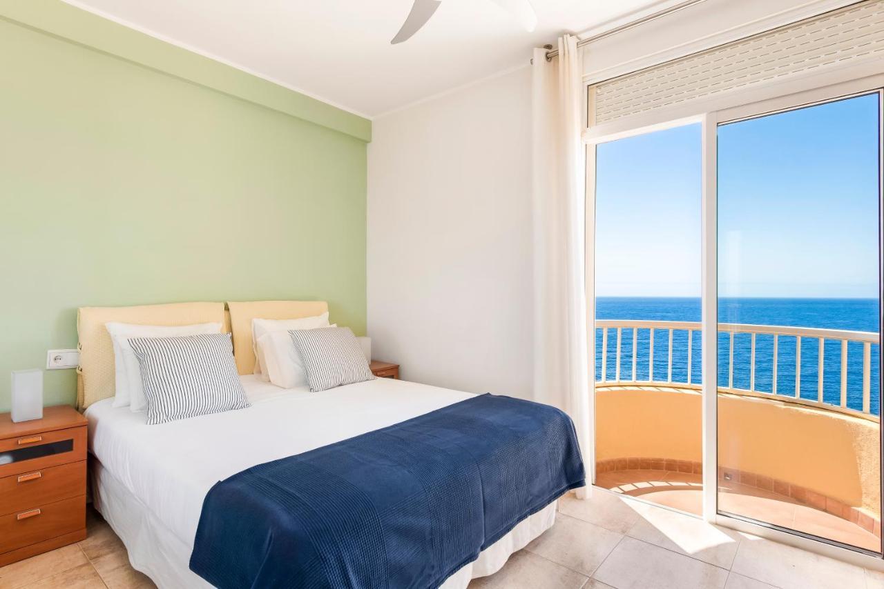 Beachfront Triplex With Swimming Pool & Parking Radazul Esterno foto