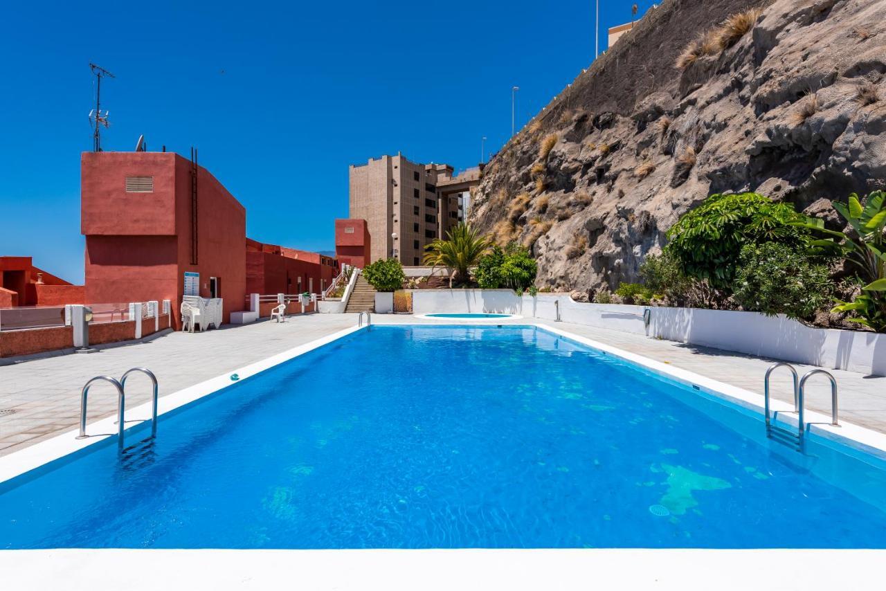 Beachfront Triplex With Swimming Pool & Parking Radazul Esterno foto