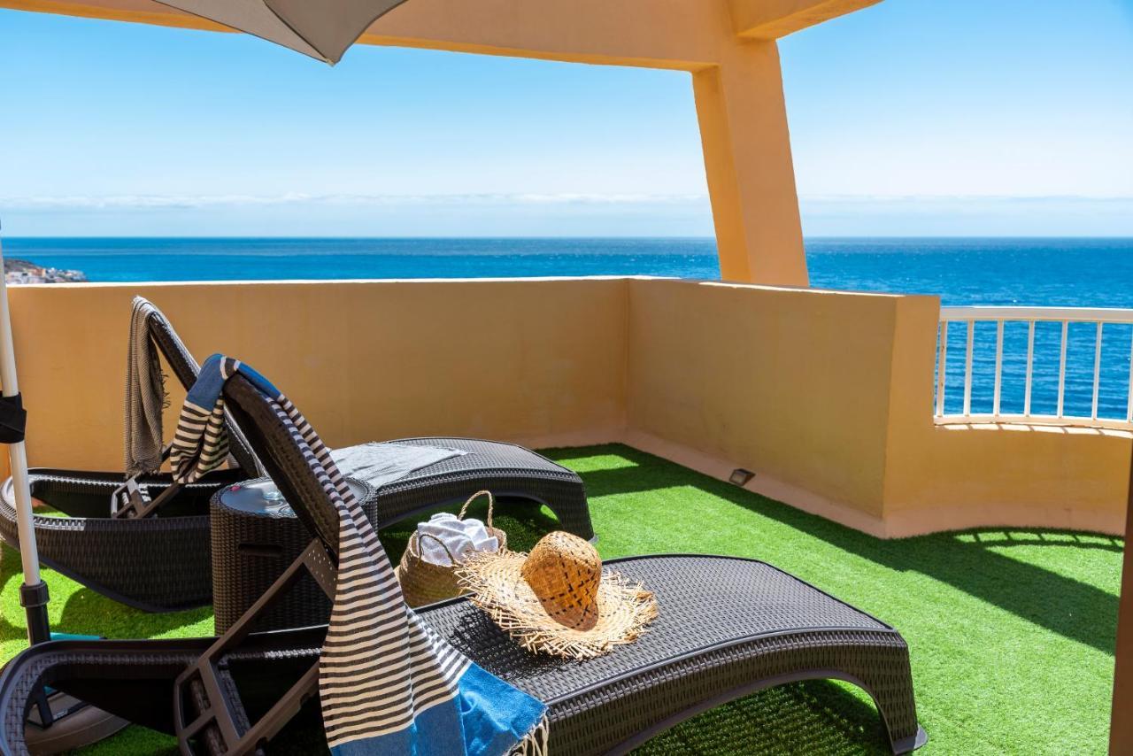 Beachfront Triplex With Swimming Pool & Parking Radazul Esterno foto